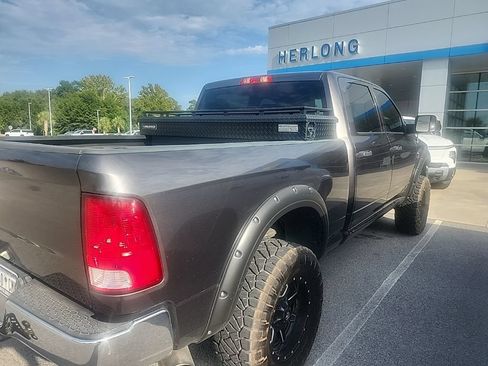 Used 2018 RAM 2500 Tradesman w/ Chrome Appearance Group AWD/4WD image 4