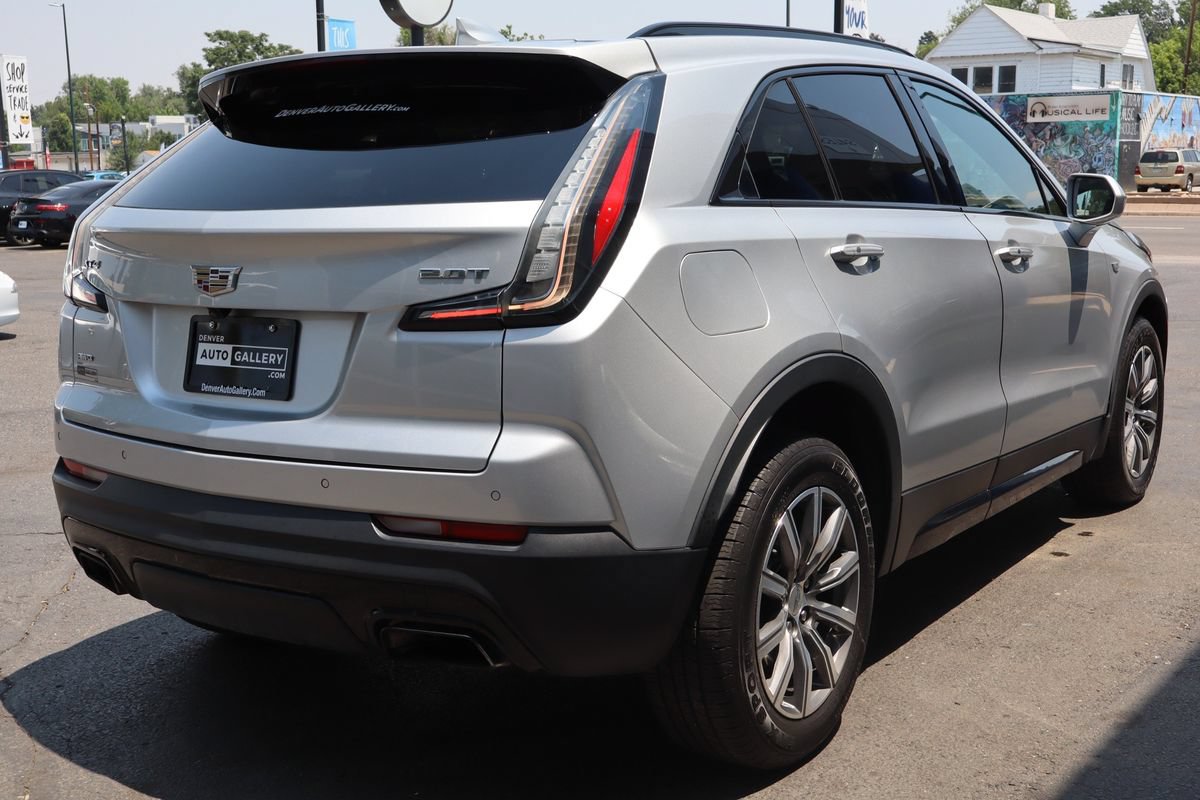 Used 2019 Cadillac XT4 Sport w/ Cold Weather Package AWD/4WD image 5