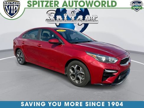 Used 2019 Kia Forte LXS FWD image 1