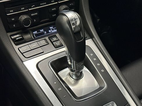 Used 2016 Porsche Cayman RWD image 17