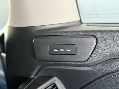 Used 2025 Honda Odyssey Elite image 15