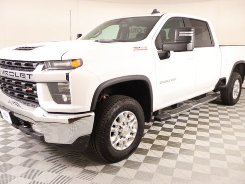 Used 2023 Chevrolet Silverado 2500 LT w/ Convenience Package image 10