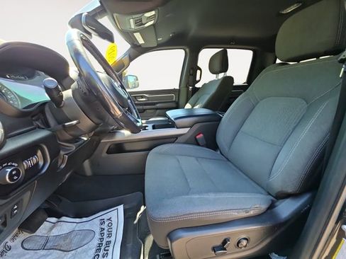 Used 2019 RAM 1500 Big Horn AWD/4WD image 9