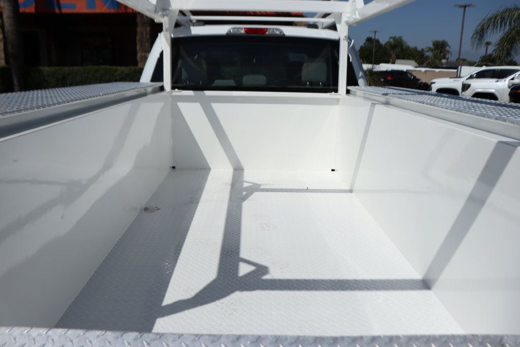 Used 2022 Ford F250 XL w/ Power Equipment Group RWD image 8