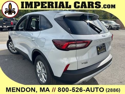 New 2025 Ford Escape Active w/ Cold Weather Package image 10