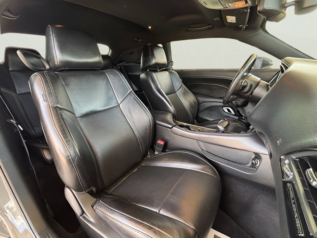 Used 2017 Dodge Challenger SXT Plus RWD image 3