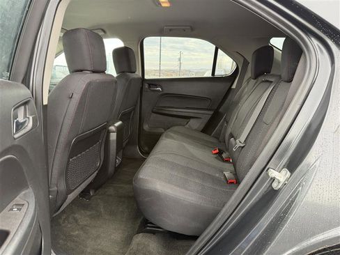 Used 2017 Chevrolet Equinox LT w/ Convenience Package image 13