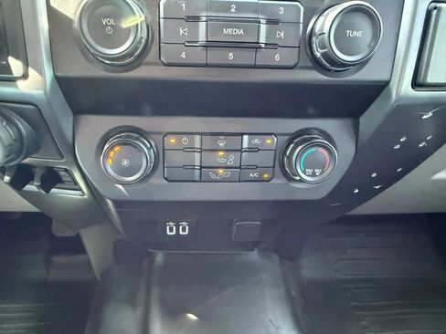 Used 2019 Ford F150 XLT w/ Max Trailer Tow Package AWD/4WD image 31