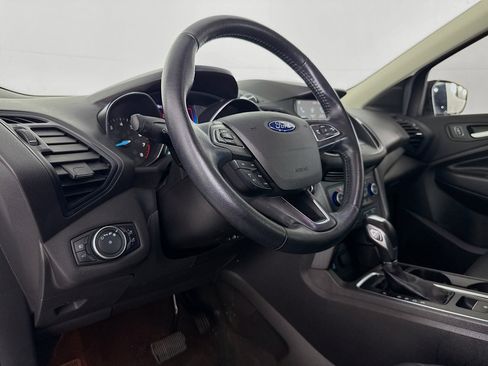 Used 2019 Ford Escape SEL image 22