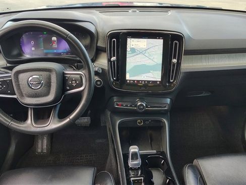 Certified 2023 Volvo XC40 B5 Plus w/ Driver Assist Package image 11