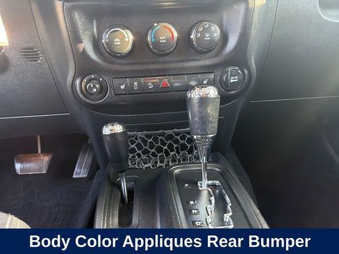 Used 2017 Jeep Wrangler Unlimited Sahara w/ Connectivity Group image 14