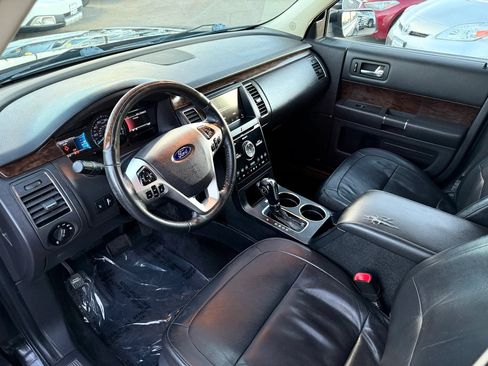 Used 2019 Ford Flex Limited AWD/4WD image 11