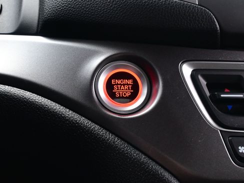 Used 2019 Honda Ridgeline Sport image 21