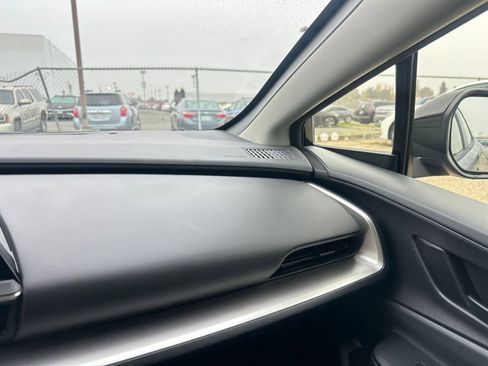 Used 2025 Toyota Prius LE image 35