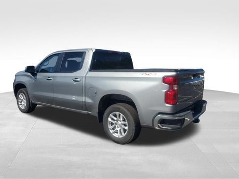 Used 2024 Chevrolet Silverado 1500 LT AWD/4WD image 3