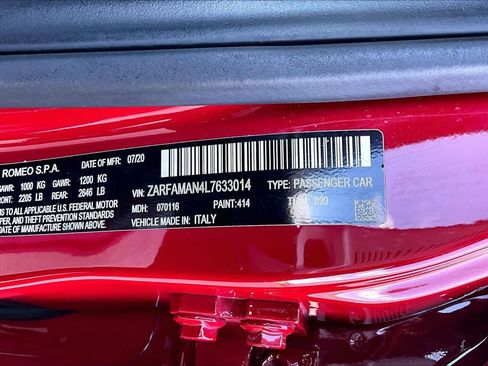 Used 2020 Alfa Romeo Giulia w/ Cold Weather Package RWD image 29