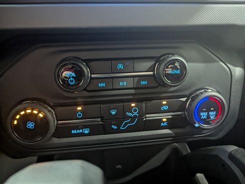 Used 2023 Ford Bronco Big Bend image 22