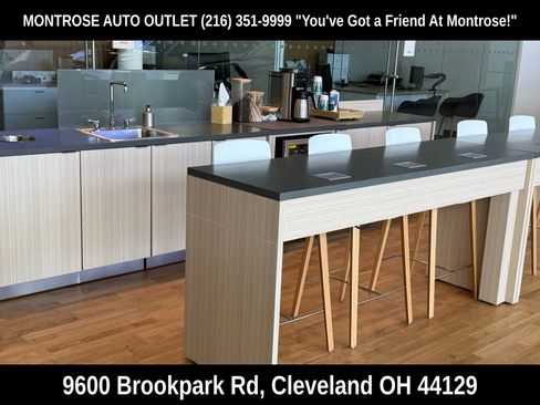 Used 2022 Ford Escape Titanium w/ Titanium Premium Package image 43