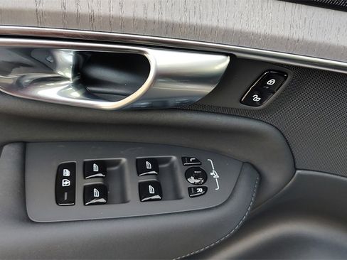New 2026 Volvo XC90 B6 Ultra image 10