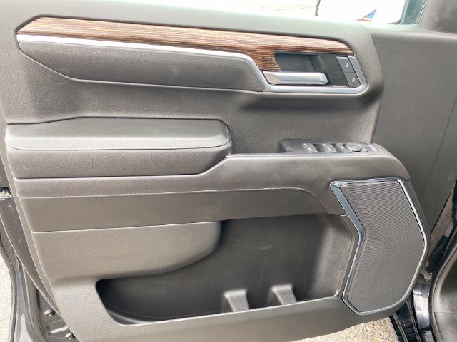 Used 2022 GMC Sierra 1500 Elevation AWD/4WD image 17