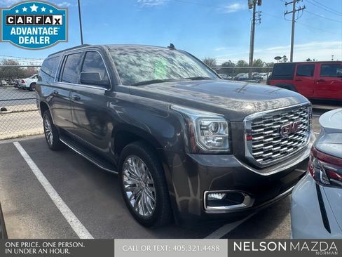 Used 2019 GMC Yukon XL SLT image 1