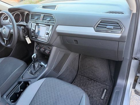 Used 2021 Volkswagen Tiguan S FWD image 38