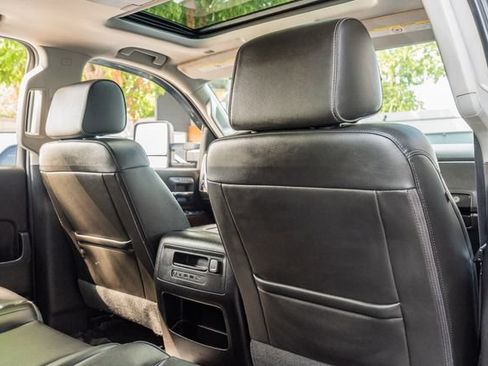 Used 2018 GMC Sierra 2500 Denali w/ Duramax Plus Package AWD/4WD image 42