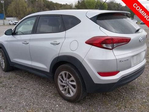 Used 2018 Hyundai Tucson SE image 3