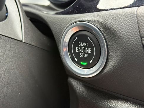 Used 2022 Buick Encore GX Select FWD image 19