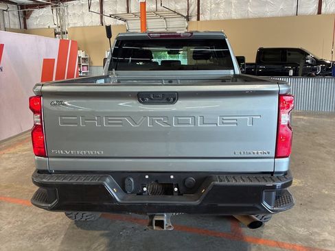 Used 2024 Chevrolet Silverado 2500 Custom w/ Custom Convenience Package AWD/4WD image 9