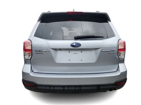 Used 2017 Subaru Forester 2.5i Premium image 5