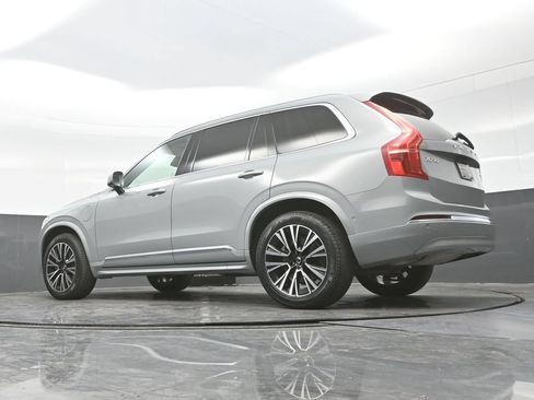 Used 2025 Volvo XC90 T8 Plus w/ Protection Package AWD/4WD image 32