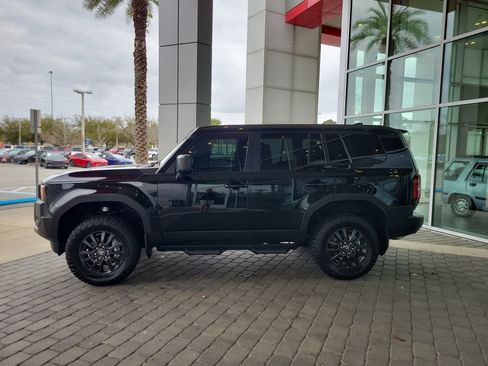 Used 2025 Toyota Land Cruiser 1958 image 3