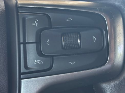 Used 2019 Chevrolet Silverado 1500 LTZ image 13