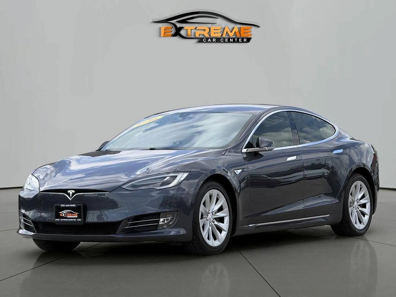 Used 2016 Tesla Model S RWD image 1