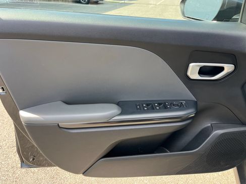 Used 2025 Kia K4 FWD image 15