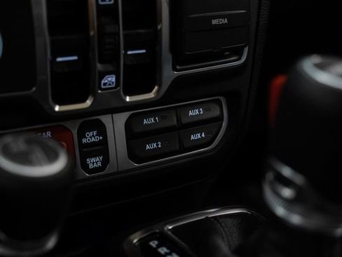 Used 2025 Jeep Gladiator Rubicon w/ Safety Group image 72