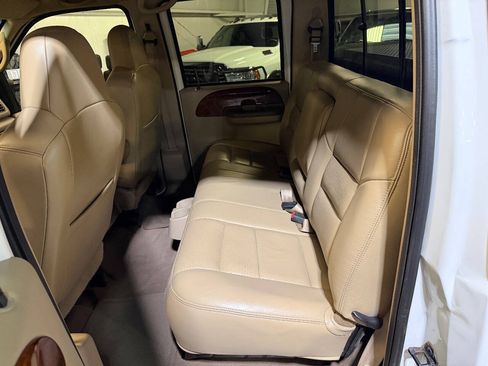Used 2002 Ford F350 Lariat AWD/4WD image 25