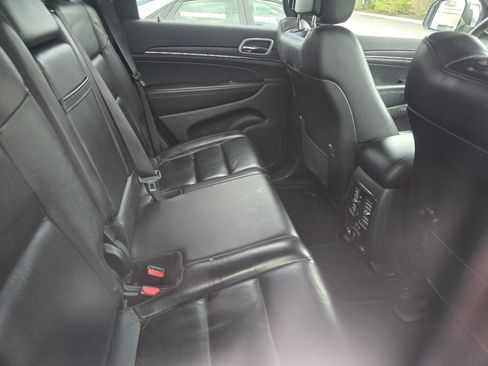 Used 2021 Jeep Grand Cherokee Limited AWD/4WD image 13