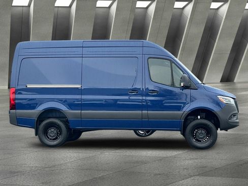 New 2026 Mercedes-Benz Sprinter 2500 image 3