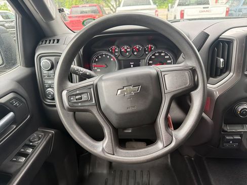 Used 2021 Chevrolet Silverado 1500 Custom Trail Boss AWD/4WD image 14