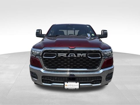 Used 2025 RAM 1500 Big Horn AWD/4WD image 2