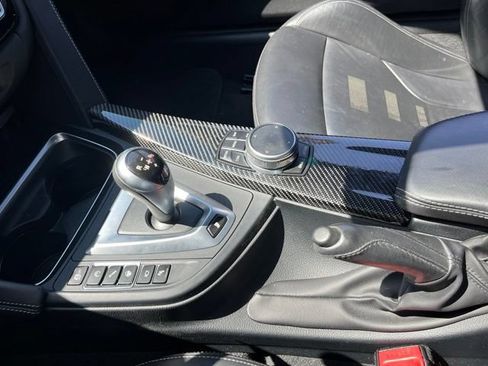 Used 2020 BMW M4 Coupe w/ Competition Package RWD image 21