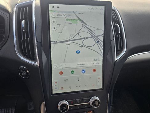 Used 2022 Ford Edge Titanium w/ Equipment Group 301A image 7