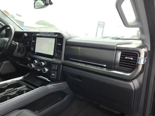 Used 2024 Ford F250 Lariat w/ Lariat Ultimate Package AWD/4WD image 15