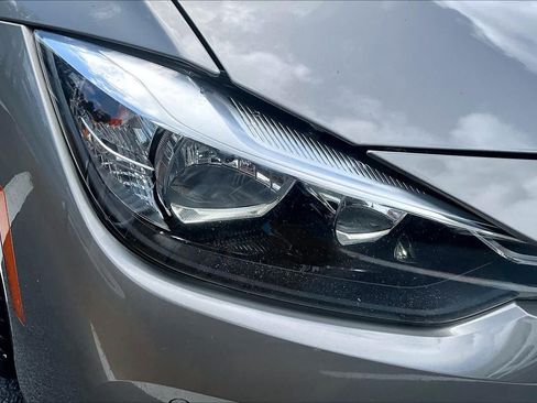 Used 2017 BMW 320i Sedan RWD image 28
