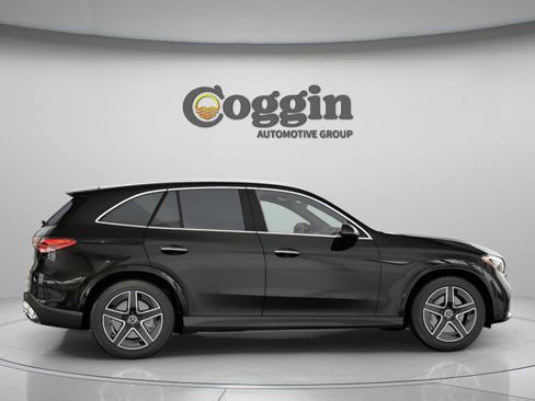 Used 2026 Mercedes-Benz GLC 300 image 25
