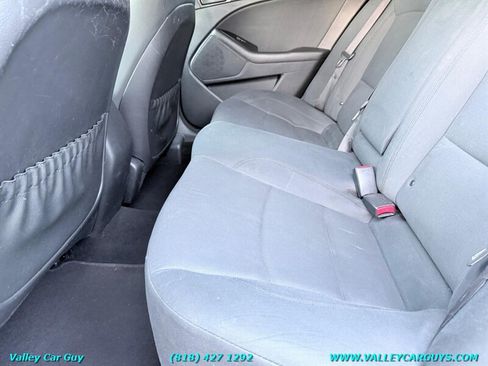 Used 2015 Kia Optima LX FWD image 18