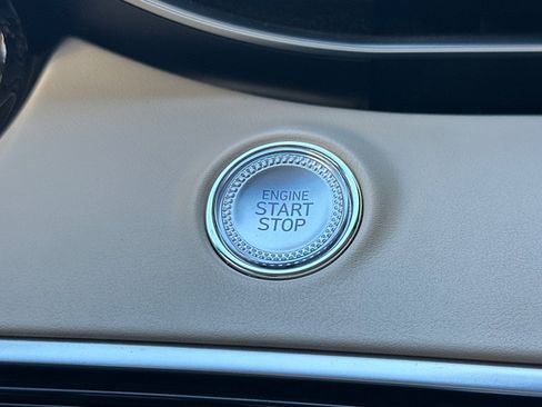 Used 2024 Genesis GV70 2.5T w/ Select Package image 30