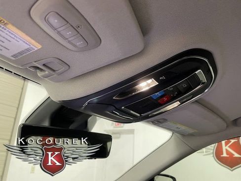 Used 2023 Jeep Grand Cherokee L Limited w/ Luxury Tech Group II AWD/4WD image 18